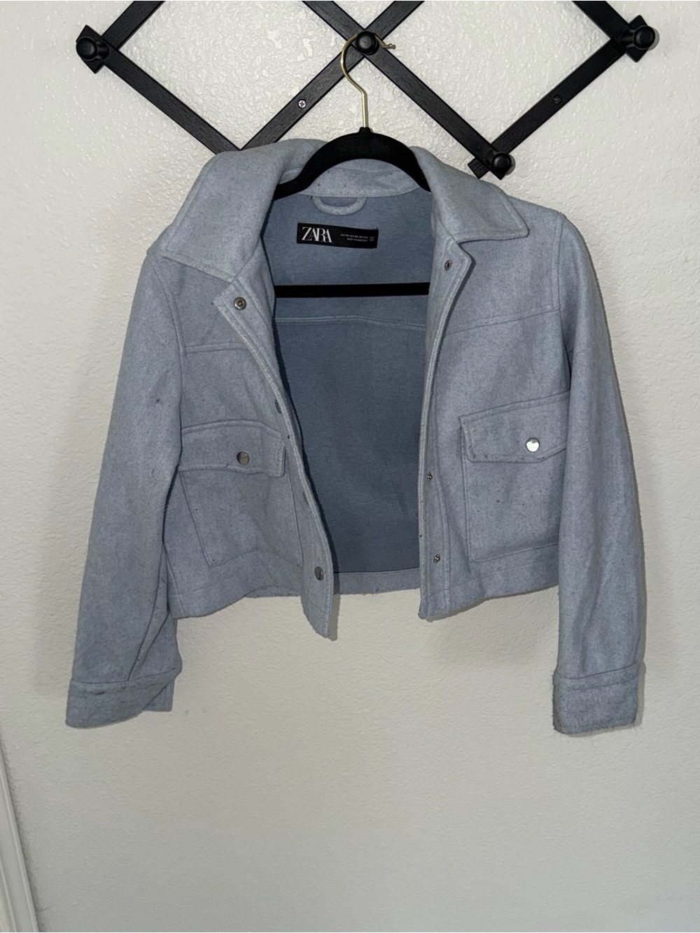 Zara Women’s XS Light Blue Cropped Shacket Jacket Snap Front Utility Pockets - Picture 2 of 4